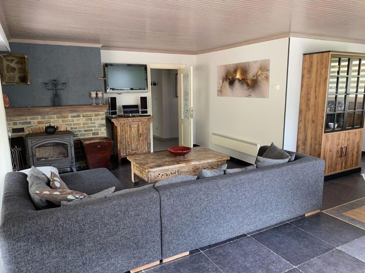 Luxurious Holiday Home With Jacuzzi Filly Екстериор снимка
