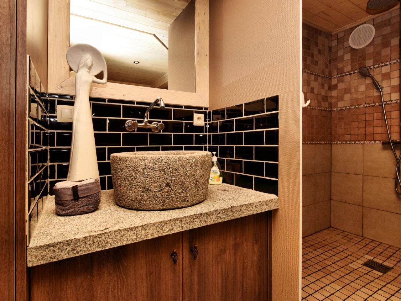 Luxurious Holiday Home With Jacuzzi Filly Екстериор снимка